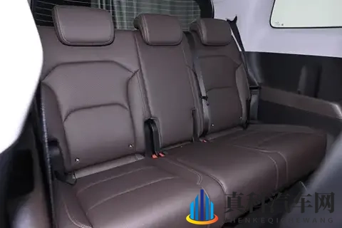 试驾五菱星光 730：10 万级家用 MPV 的 “无短板” 之选-1