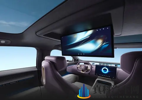 阿维塔 12 四激光版（2026 款）体验：实用配置下的豪华出行感受-2