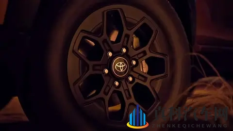 全新丰田Hilux正式露脸,皮卡天花板就是它?-2