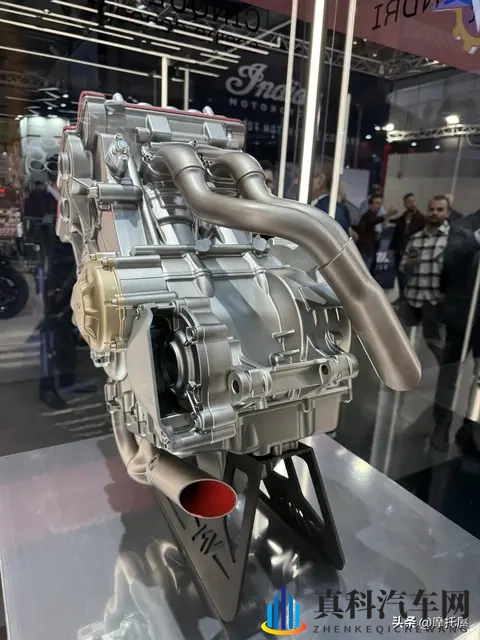 玩大的?奥古斯塔惊爆V型5缸引擎!-1