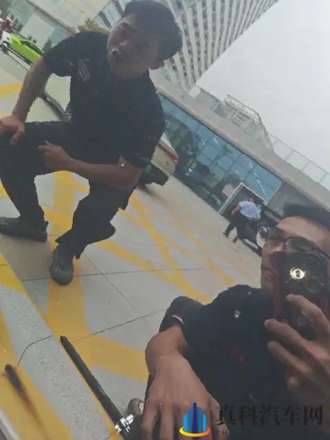 结合油电混合更香!20款丰田RAV4荣放,一手车况!-2