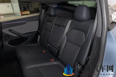 乐道L60 VS Model Y，谁更适合带娃的家庭？-1