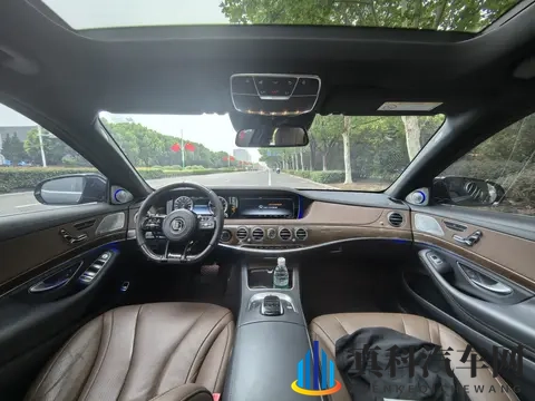 28万拿下行政座驾，体验当年百万级豪华——二手奔驰S级-3