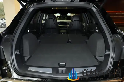 朋友愁 “带娃买 SUV”，试完XT5她不纠结了！-2