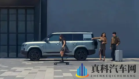 全新DM平台+云辇C+主动预瞄，20万级方程豹钛7凭啥成爆款？-3