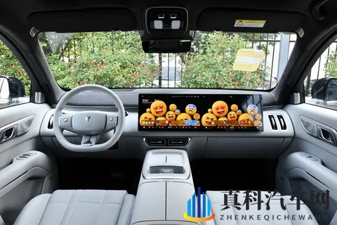 华为辅助驾驶+零重力座椅，大6座SUV这台深蓝S09如何？-2