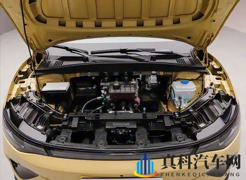 零跑Lafa5开启预售,推出五款配置车型-2