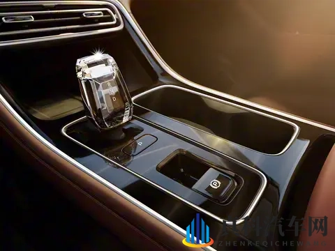 男男被 爽到翻白眼：汽车科技新潮流，极致体验爽翻天-3