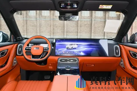 20万级SUV新标杆!四驱VS两驱,空间大动力强,选谁合适?-2