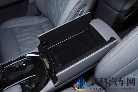 换过3台MPV的过来人,劝你别再犹豫了,现在入手极氪009值-1