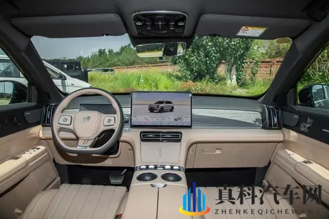 15万级7座SUV,带家人去露营,这车能当移动小房车-1