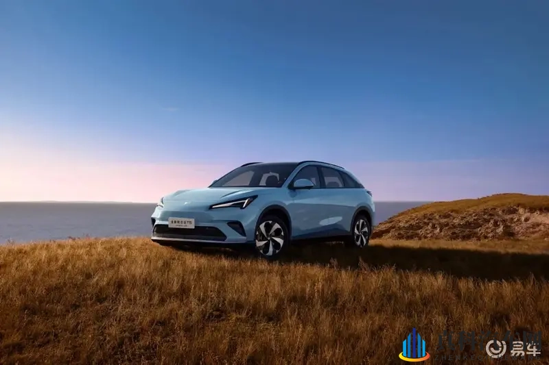 纯电+增程，10.98万元起的极狐全新阿尔法T5配置拉满-1