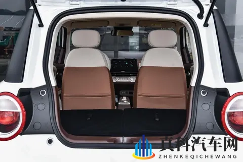 2025 款长安 Lumin 车型细节梳理：含实际驾驶体验与选择建议-3