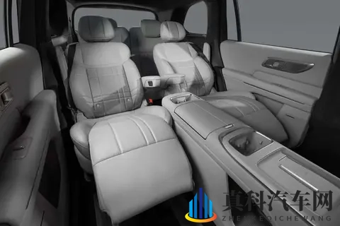 二孩家庭选六座 SUV：深蓝S09 和银河M9 ，为啥选前者呢？-2