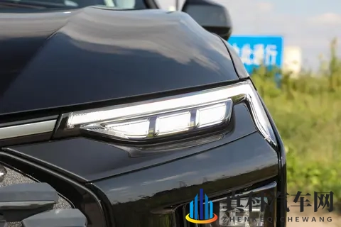 蒙迪欧20T豪华型:20T+8AT+6秒零百加速+WLTC百公里油耗694L-2