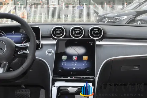 2025款奔驰C级选购指南手册;五大配置怎么选最划算?-3