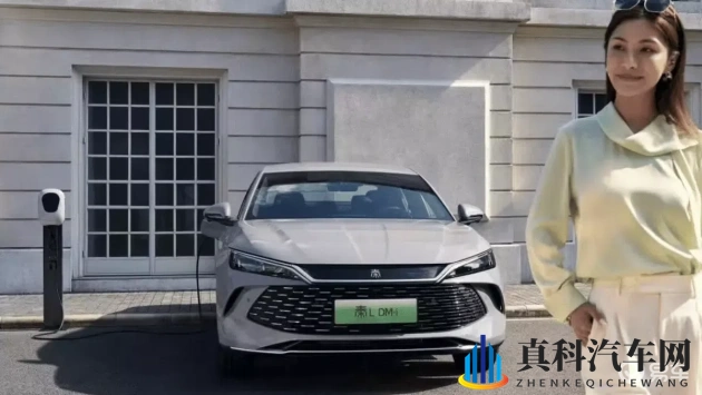 美女裸奶100%无遮挡免费网:新能源汽车市场火爆,续航升级引关注-1