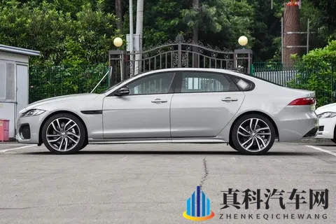 27 万级英伦豪华轿车怎么选？捷豹 XFL 全系配置解析-3