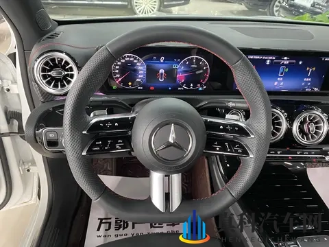准新奔驰A级,83秒破百,16万内体验豪华!-2