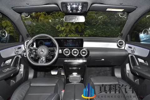 纠结奔驰 A 180_200_35 AMG？多维度分析帮你找适配车型-1