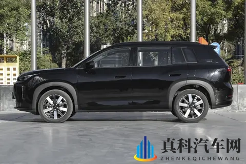 适合家用的新能源SUV?预售1268万起,广汽埃安AION i60-1
