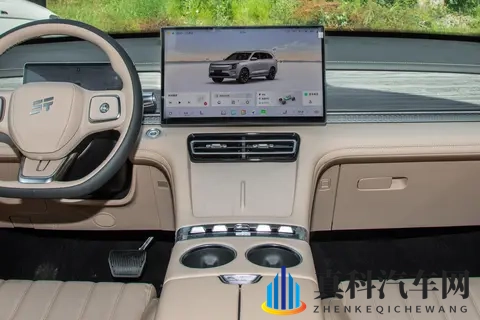 15T插混+121km纯电续航,捷途山海L7 PLUS试驾感受-1