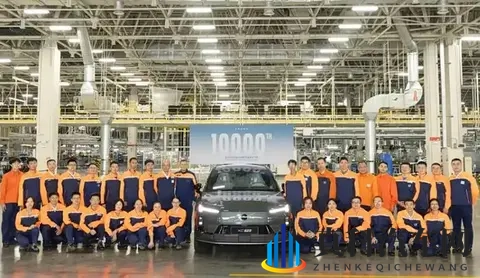 2699万元起_续航超1200km 第10000台全新沃尔沃XC70下线-3