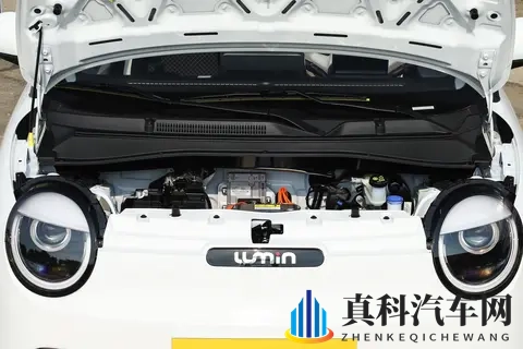 长安 Lumin 2026 款三车对比：续航与配置差异化，4-6 万代步车如何选-3