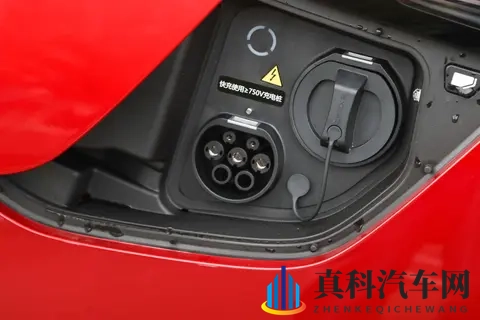 2025款星纪元ES深度试驾:续航、智能双在线,值得购买吗?-1