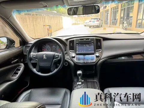 十年老皇冠焕发新生？2017款20T运动版，11万公里还值吗？-2