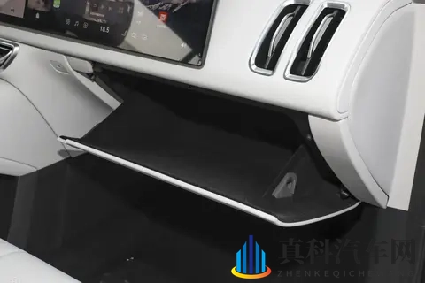 全家出游新选择？深蓝S09能否成为六座SUV的黑马！-2