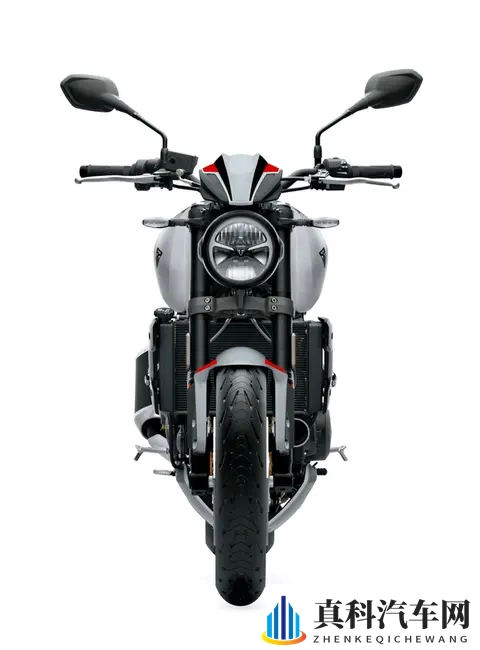 凯旋Trident 800“三叉戟”震撼登场！中量级街车市场迎来新霸主-1