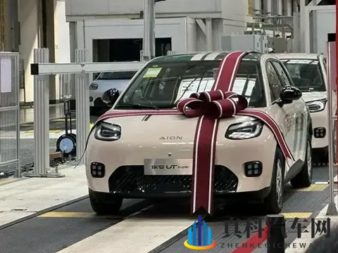 京东下场造车！499万开走，售后谁管？-2