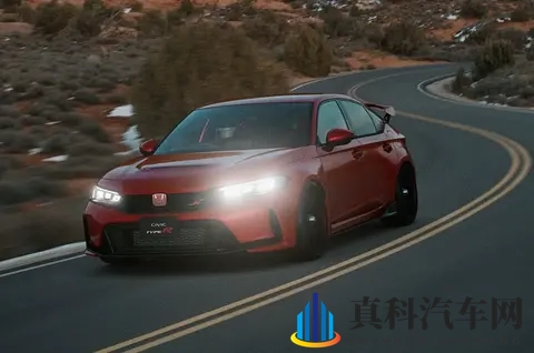 纠结思域?先看这4个核心优点+4个缺点,买车不踩雷-1