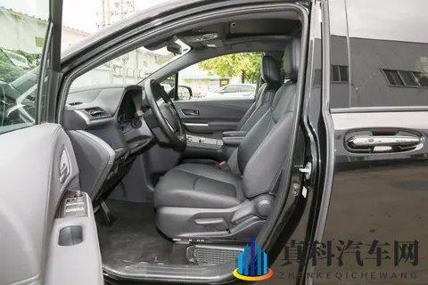 高顶改装车走红2025，实用还是噱头？市场争议不断-1