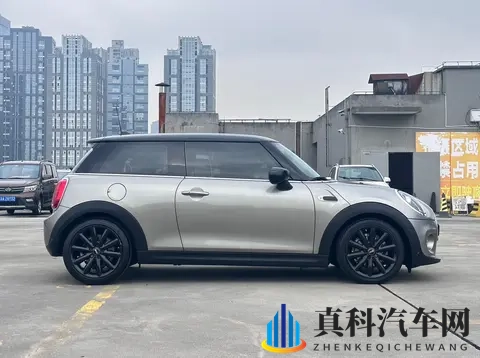 污秽软件下载：汽车安全升级，性能提升挑战并存-1