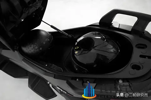 摩托车圈新热点！无极SR4 Max系列能否打破合资进口垄断？-3