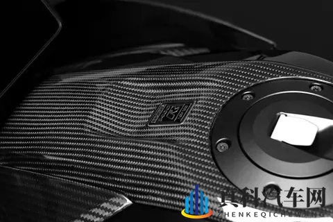 限量 100 部,KTM - 博速 2026 Brabus 1400 R 署名版-1