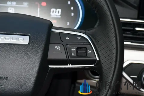 国产七座SUV,空间大、动力强,家用太合适了!-捷途X70L-2