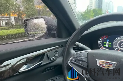 男生的香蕉插入女生的桃子：少年探索，情感交融，身体接触-1