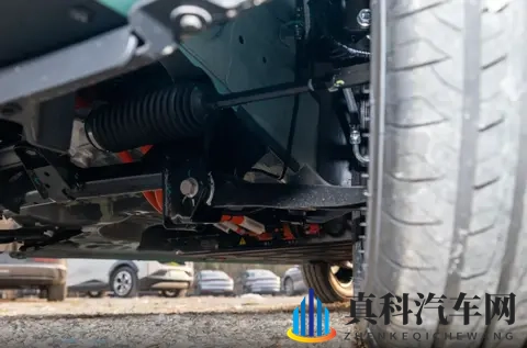 怪不得受欢迎，五菱宏光MINI EV稳坐销冠位置，直接入手顶配没商量-1