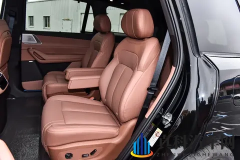 要空间更要性能!腾势N8L DM:20T+三电机,全家出行不将就-3