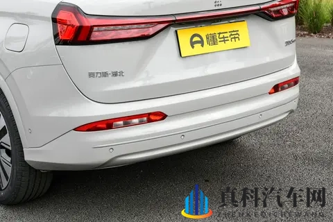 全时四驱+实用场景,赛力斯蓝电E5 PLUS四驱版,全能选手?-2