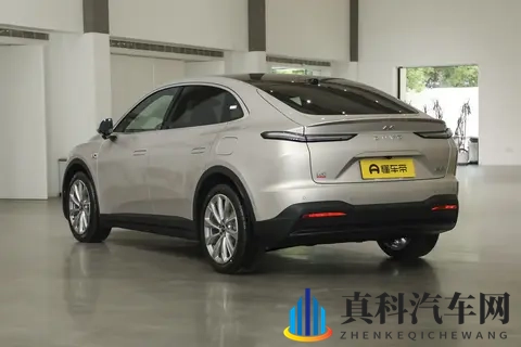 岚图泰山11月18日上市,重新定义豪华大六座SUV-1