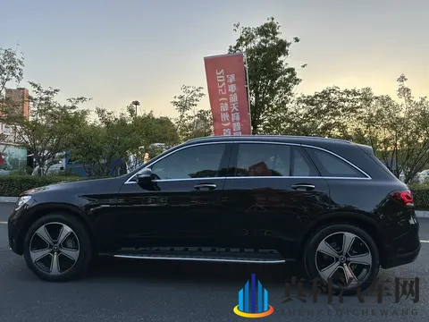 27万多拿下22年奔驰GLC，体验豪华SUV的驾驭感！-3
