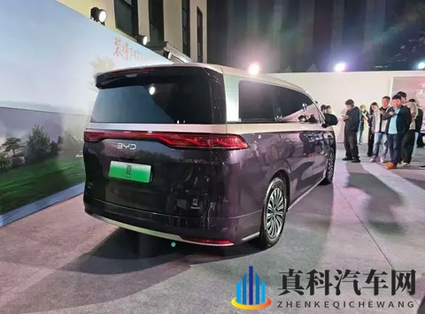 比亚迪夏价格大幅下探,MPV市场搅局者?何必盯着GL8赛那-2