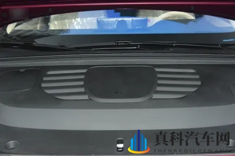 新款享界S9预订24小时突破5000台 预售价318万元起-2