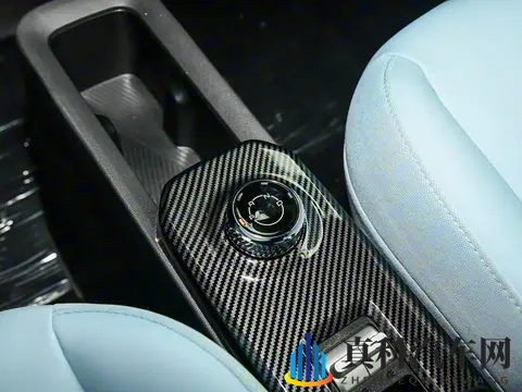 提供全新配色_内饰材质更新 宝骏悦也两周年版将于11月7日上市-2