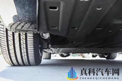 10万级纯电家轿该选谁？我开了几个月零跑B01，给你靠谱建议-3