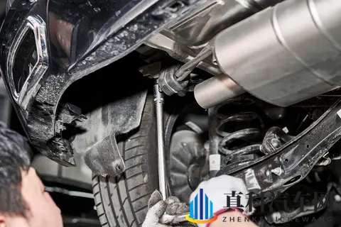 开车10年后才懂得,保养不只是勤换机油就可以,都是吃亏换的经验-2